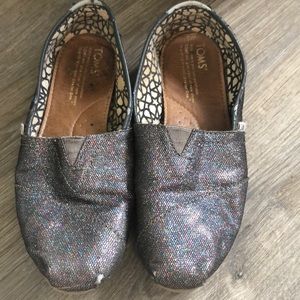 Toms basic flat shoes